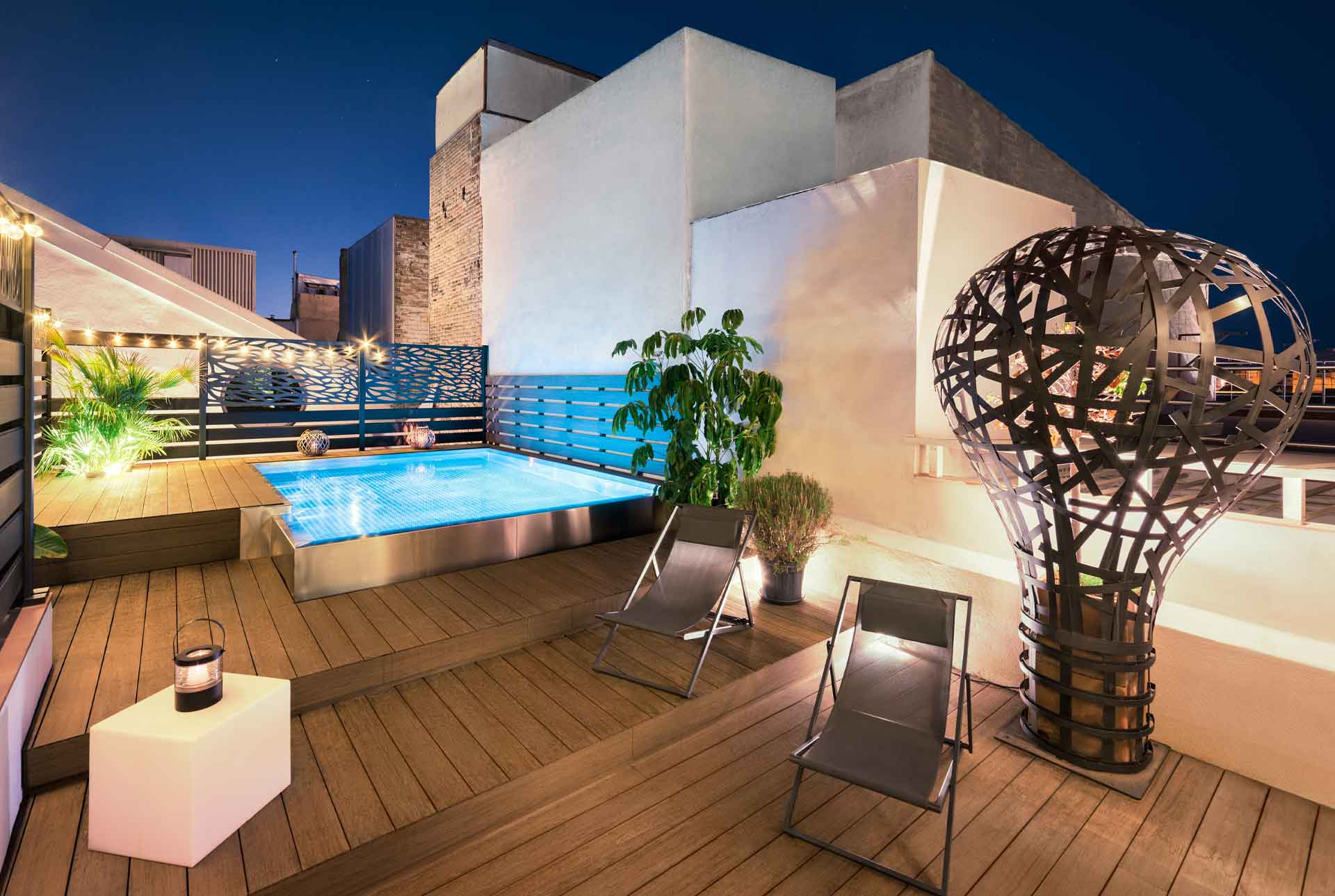 Terrassa de la Casa Galeria d’Art de l’escultor Juanma Noguera Terraza de la Casa Galería de Arte del escultor Juanma Noguera