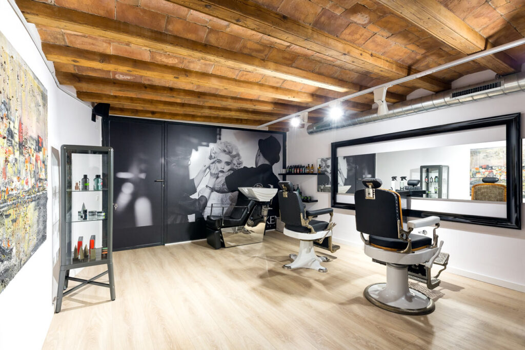 Noguera Hair & Art Salon vista de la zona de corte Noguera Hair & Art Salon vista de la zona de corte
