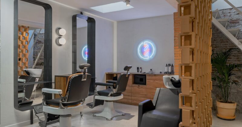 Vista de la zona de tallada de cabells del Projecte Espai Noguera Vista de la zona de corte de pelo del Proyecto Espacio Noguera