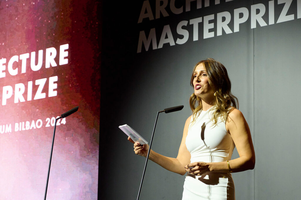 Best Of The Best Architecture Masterprize en la categoría de diseño interiores Pinturas del artista Juanma Noguera